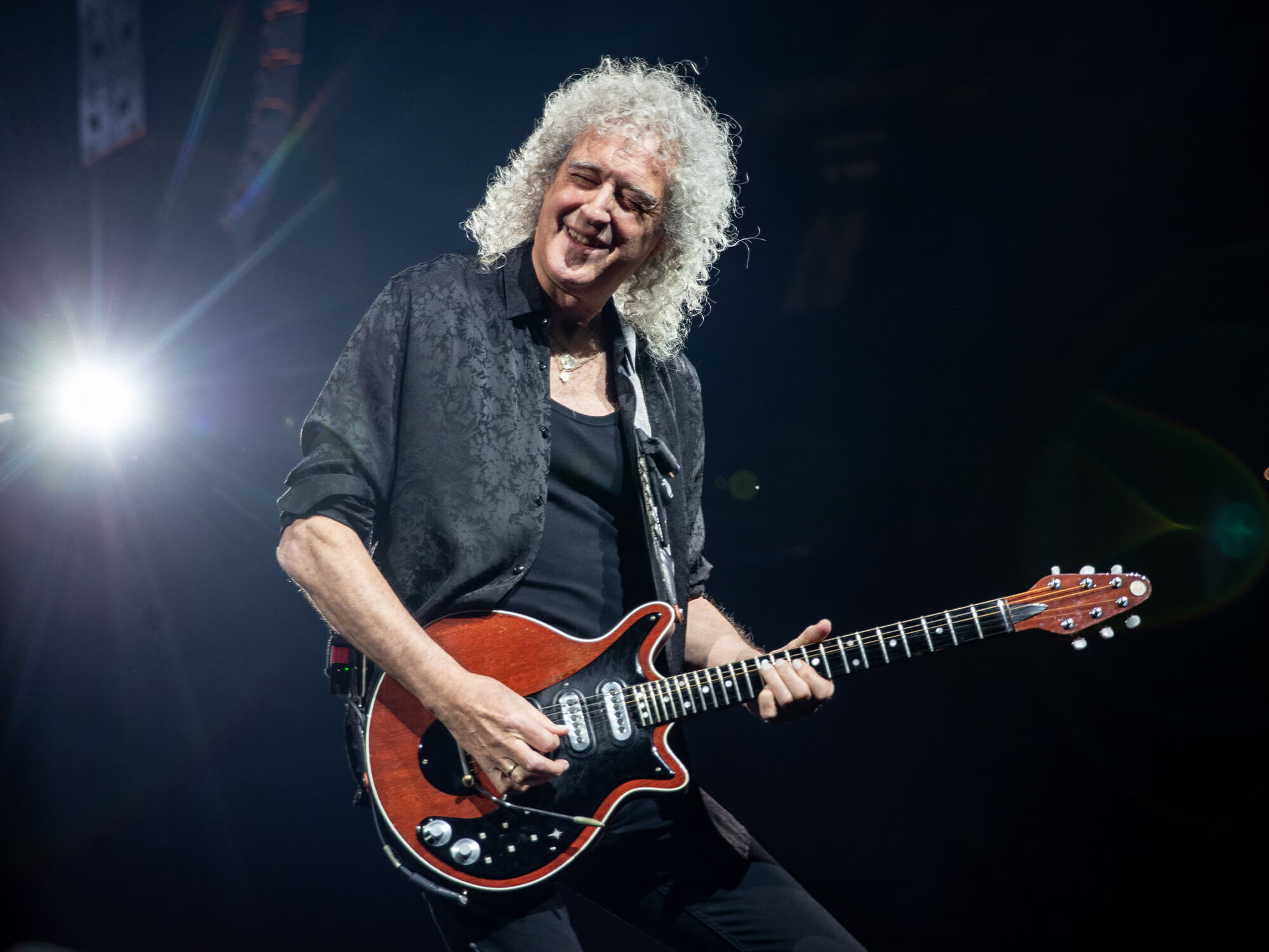 taille-brian-may-Image