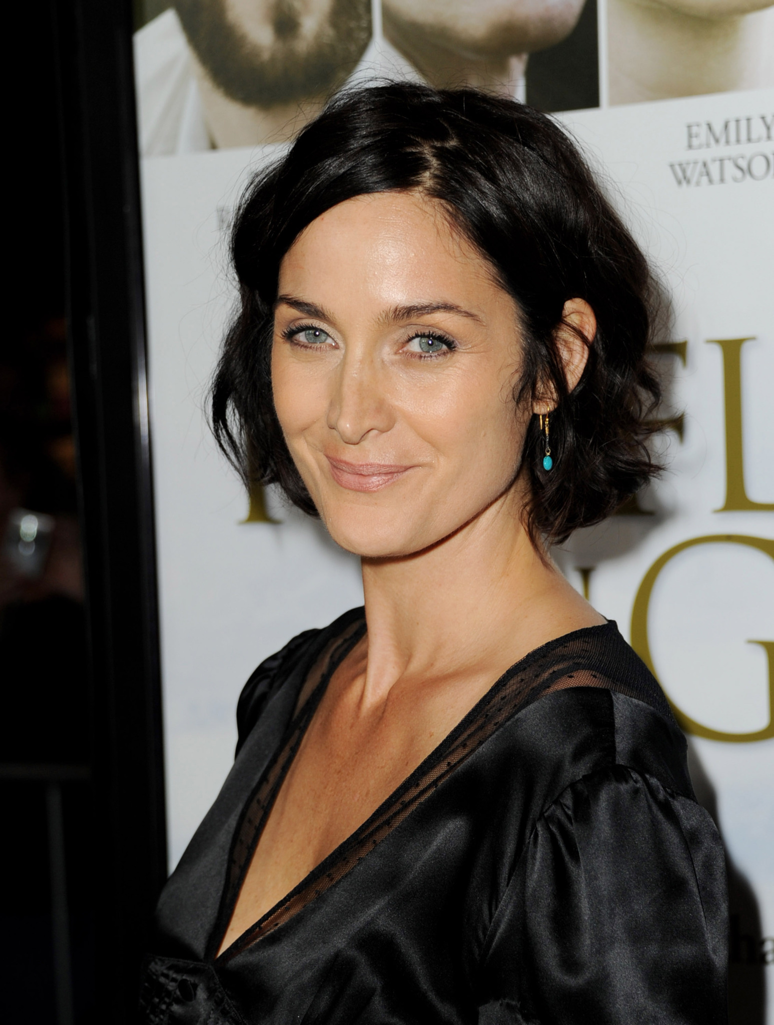 taille-carrie-anne-moss-Image