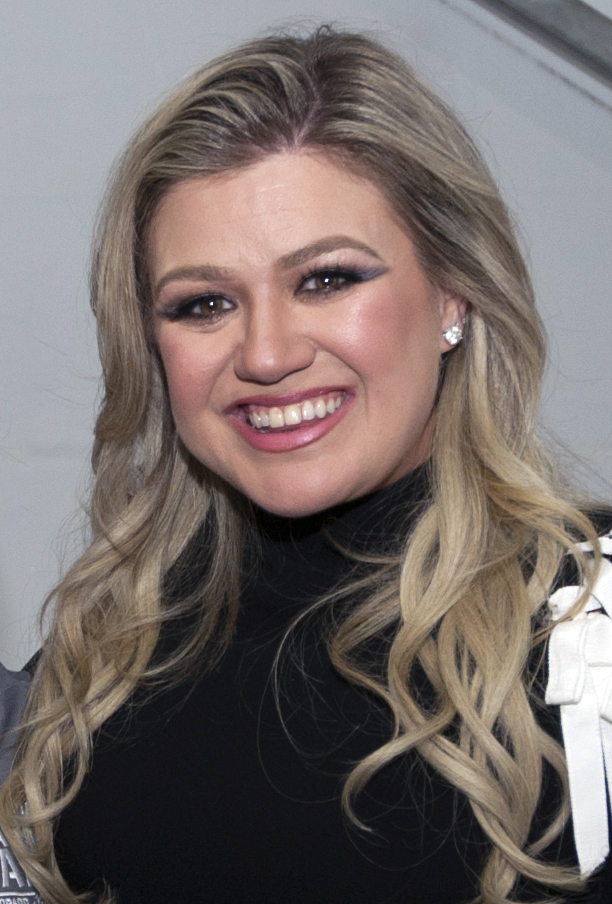 taille-kelly-clarkson-Image