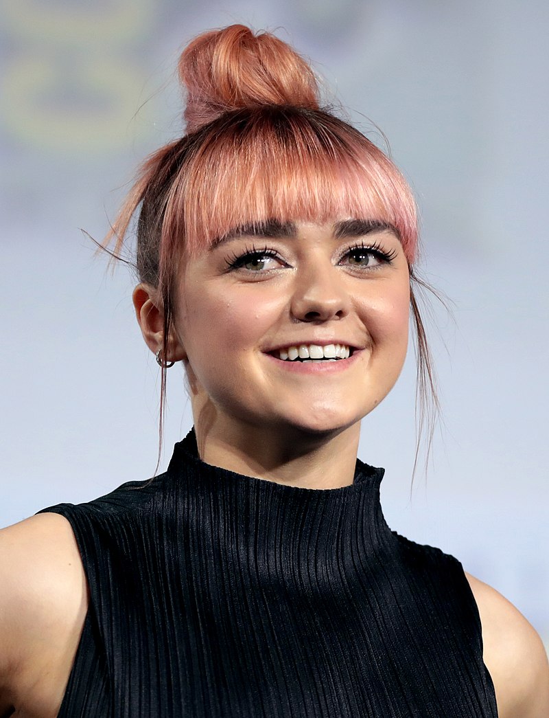 taille-maisie-williams-Image