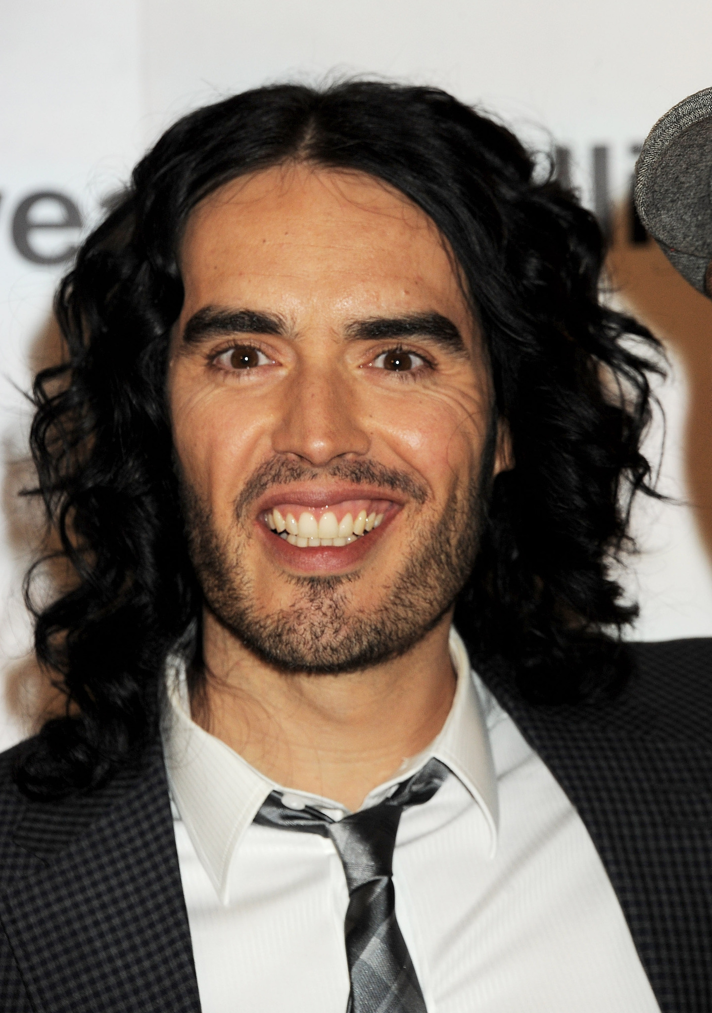 taille-russell-brand-Image