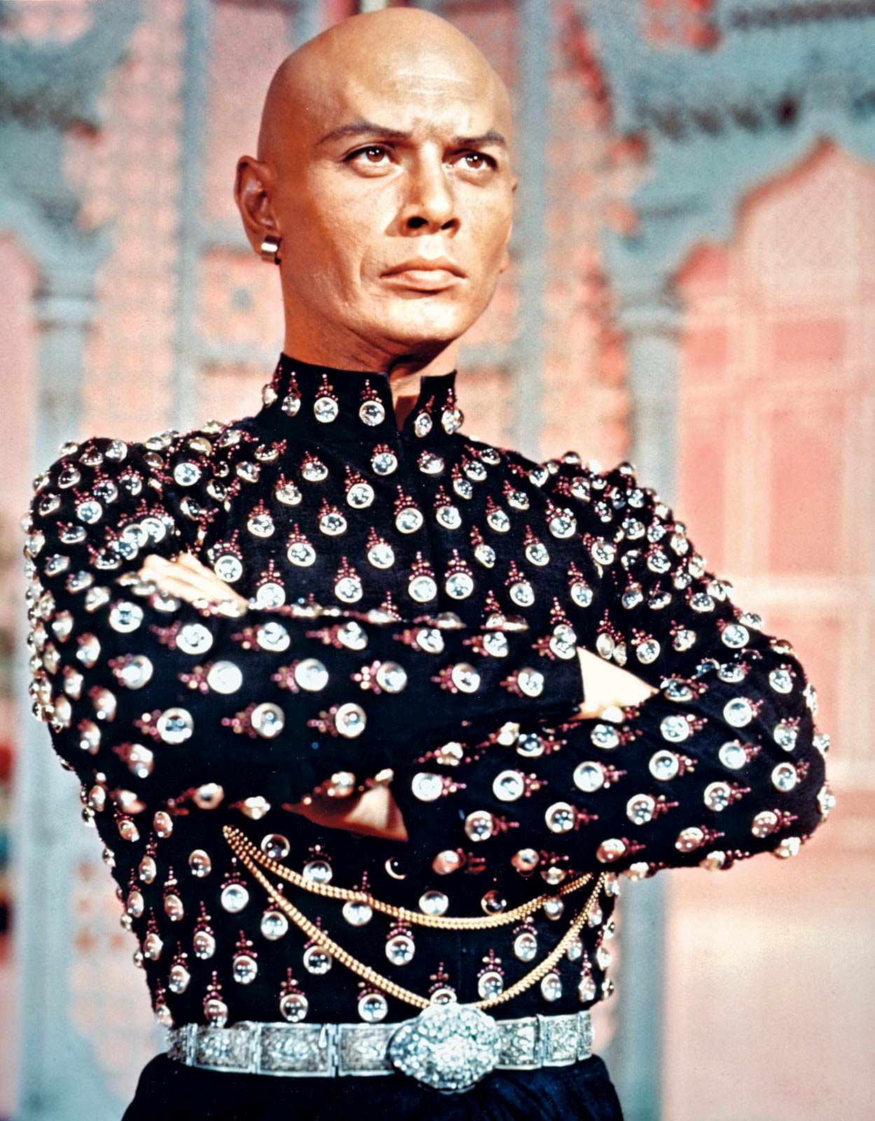 taille-yul-brynner-Image
